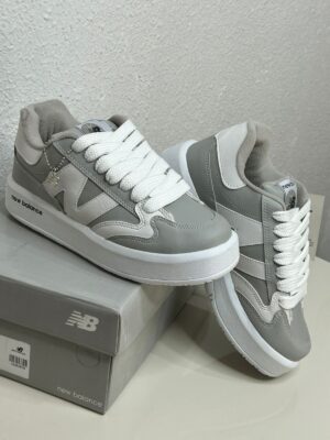 Tenis New B (REF: CT) (OBS: Forma Grande)